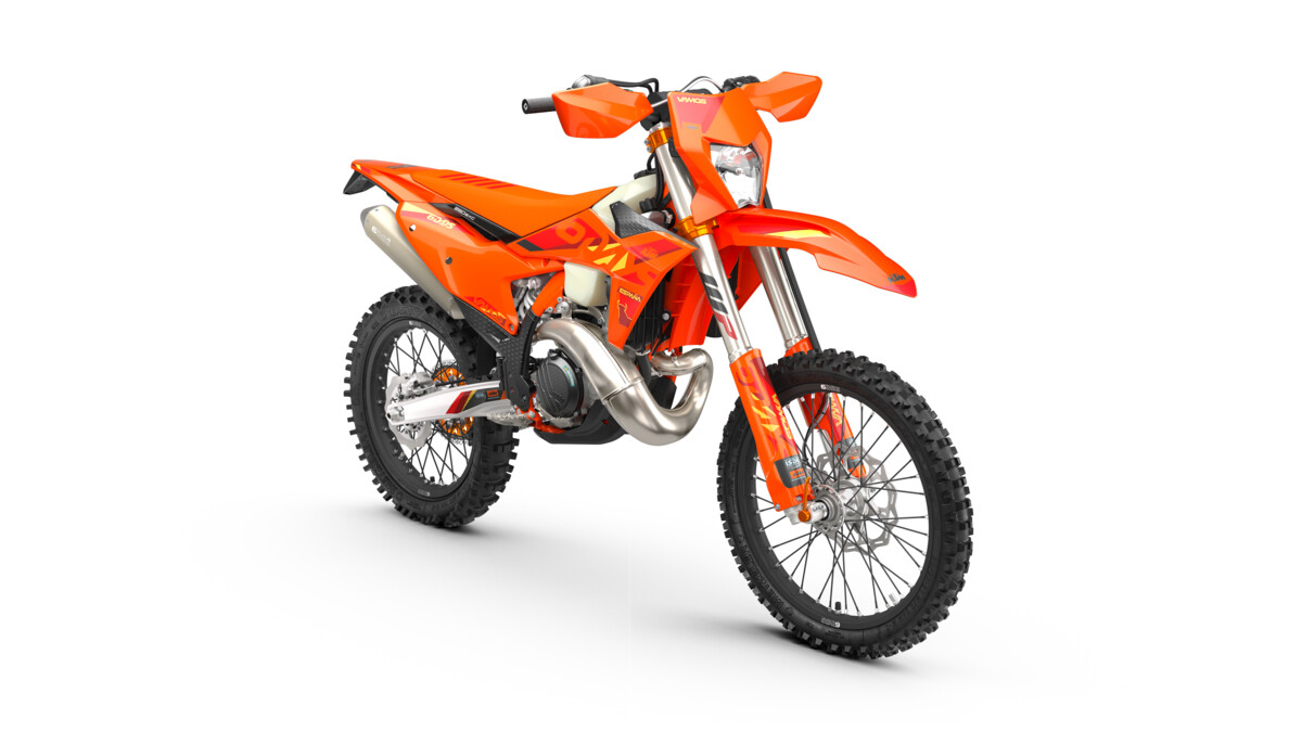 590639_MY25-KTM-250-EXC- SIX DAYS- EU-45-right_EXC SIX DAYS_03_STUDIO
